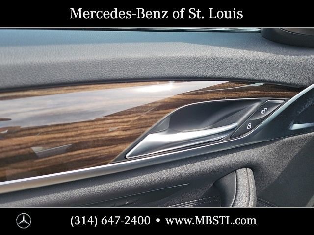 Used 2021 BMW 530i xDrive w/ Premium Package image 15