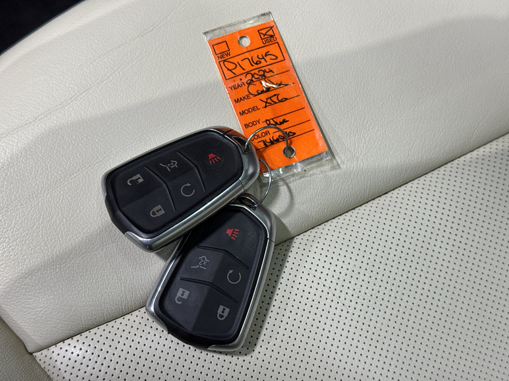 Used 2024 Cadillac XT6 Sport w/ Technology Package AWD/4WD image 46