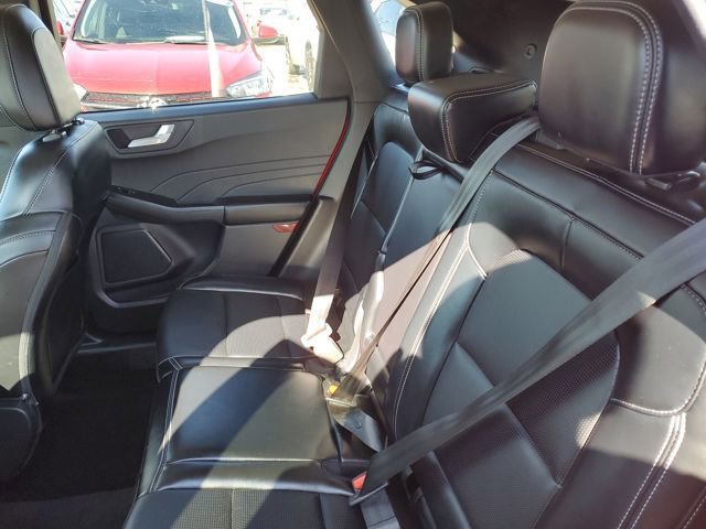 Used 2024 Ford Escape Platinum image 31