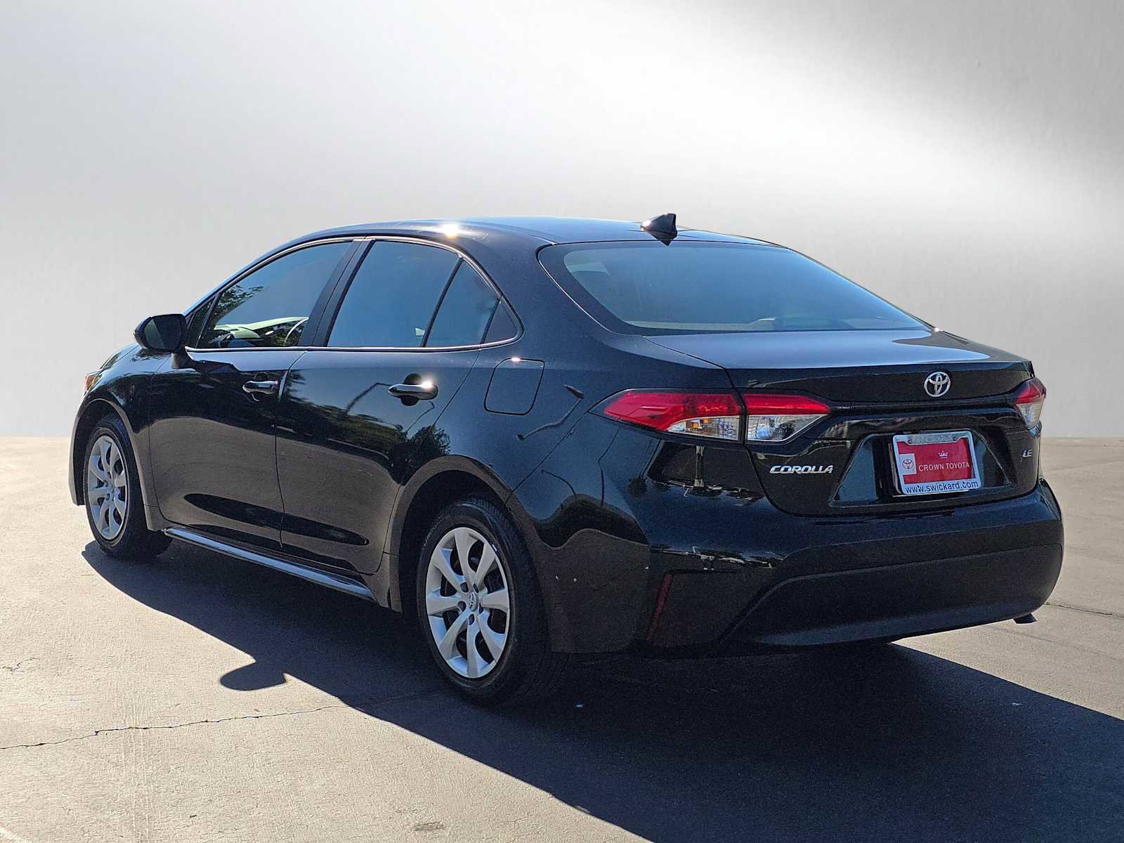 Certified 2025 Toyota Corolla LE image 5