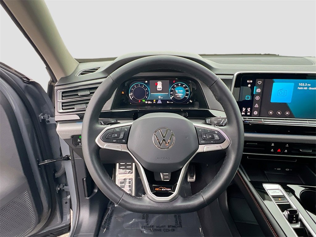 Used 2024 Volkswagen Atlas Peak Edition SE image 11