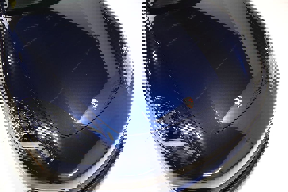 Used 2018 Porsche Panamera 4 image 37