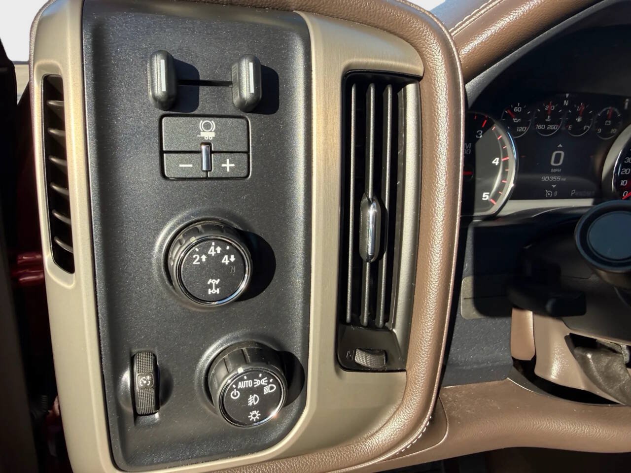Used 2015 GMC Sierra 3500 Denali w/ Duramax Plus Package AWD/4WD image 14