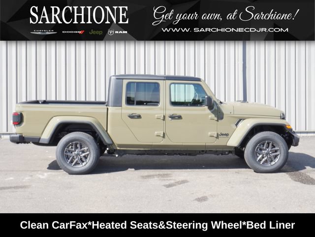 Used 2025 Jeep Gladiator Sport AWD/4WD image 1