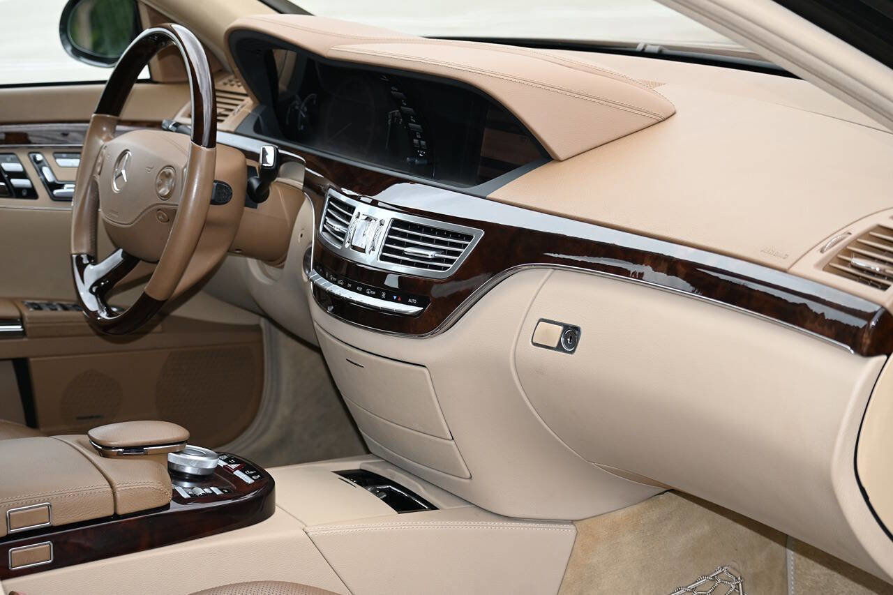 Used 2007 Mercedes-Benz S 550 image 18