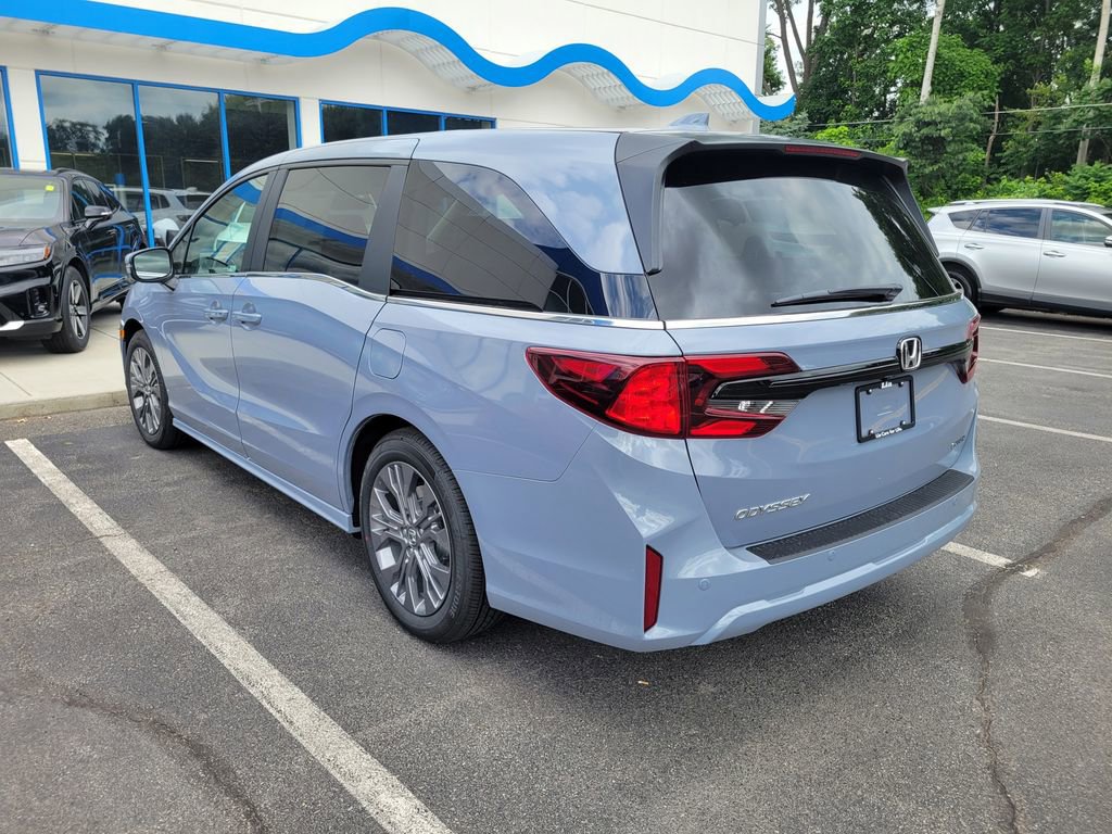New 2026 Honda Odyssey Touring image 7