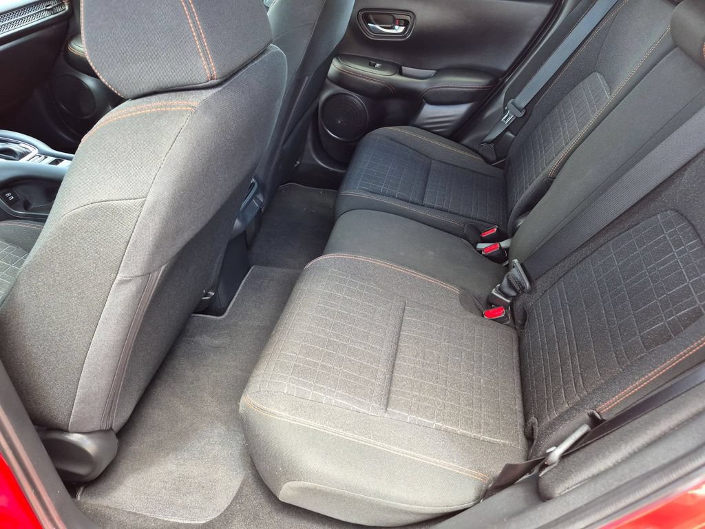 Used 2025 Honda HR-V Sport image 26