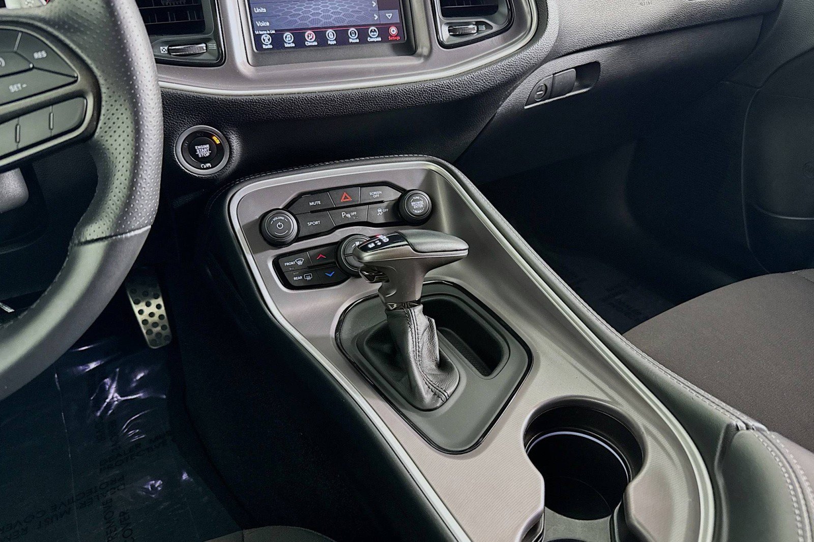 Used 2022 Dodge Challenger R/T image 5