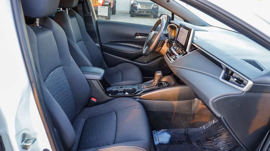 Used 2024 Toyota Corolla SE image 17