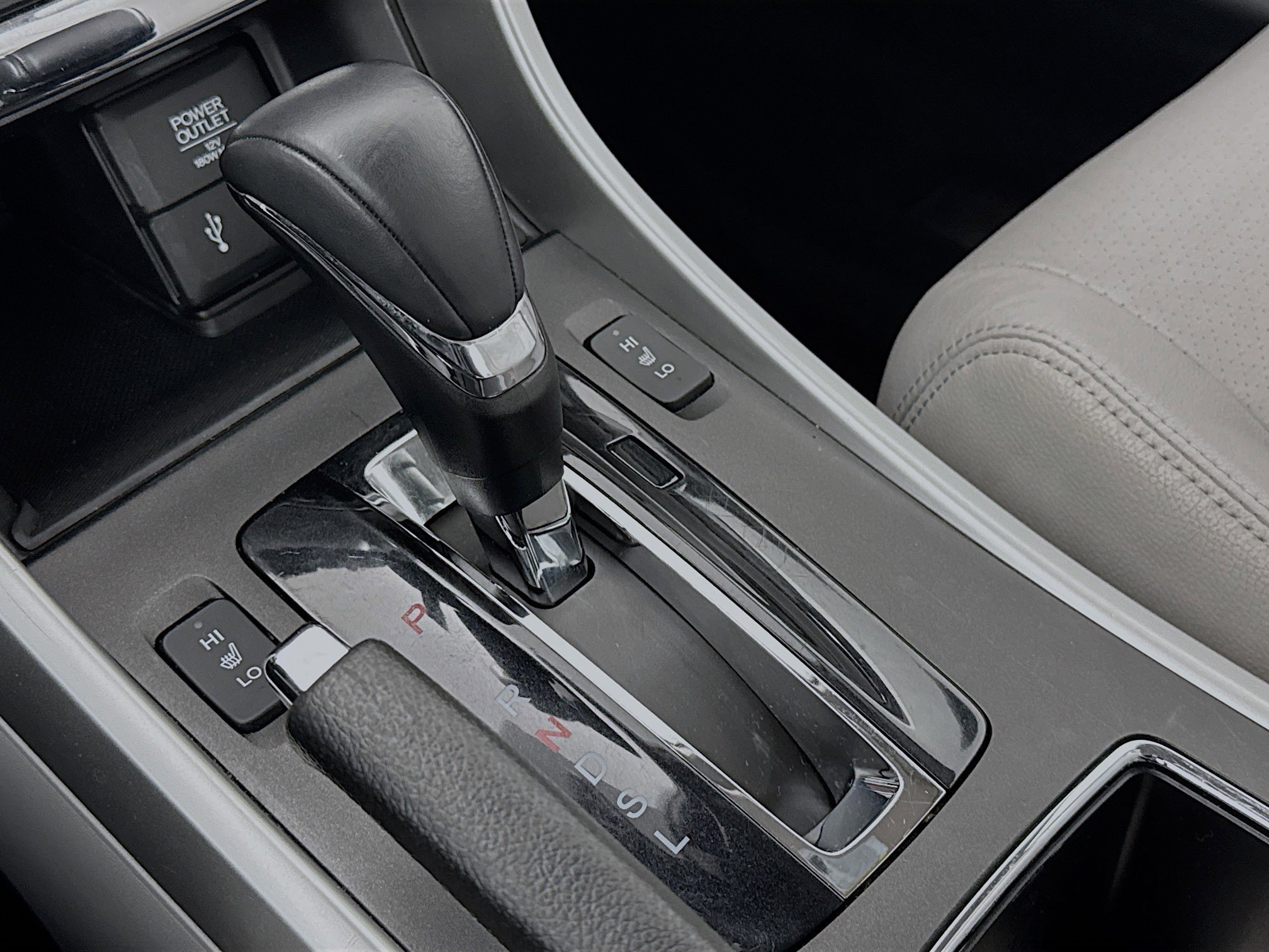 Used 2015 Honda Accord EX-L image 16