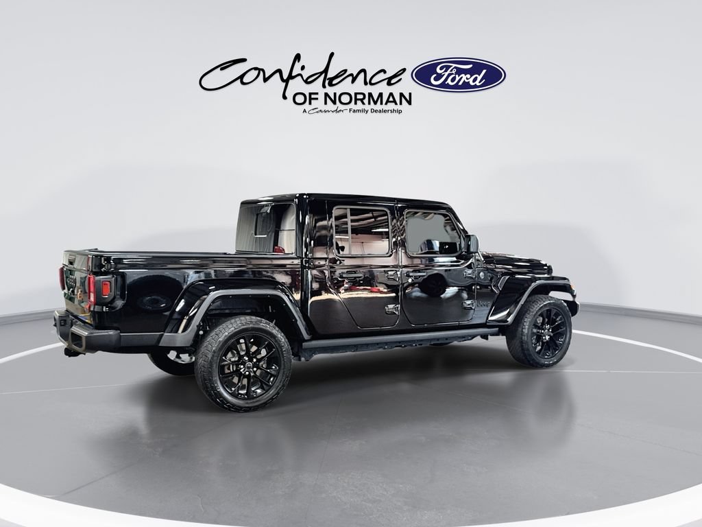 Used 2025 Jeep Gladiator Sport AWD/4WD image 9