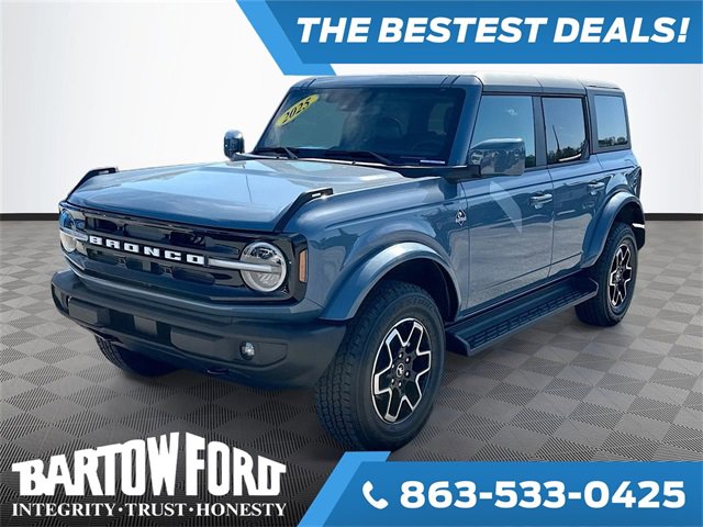 Used 2025 Ford Bronco Outer Banks image 1