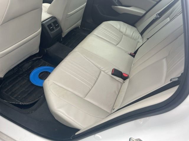 Used 2018 Honda Accord EX-L image 10