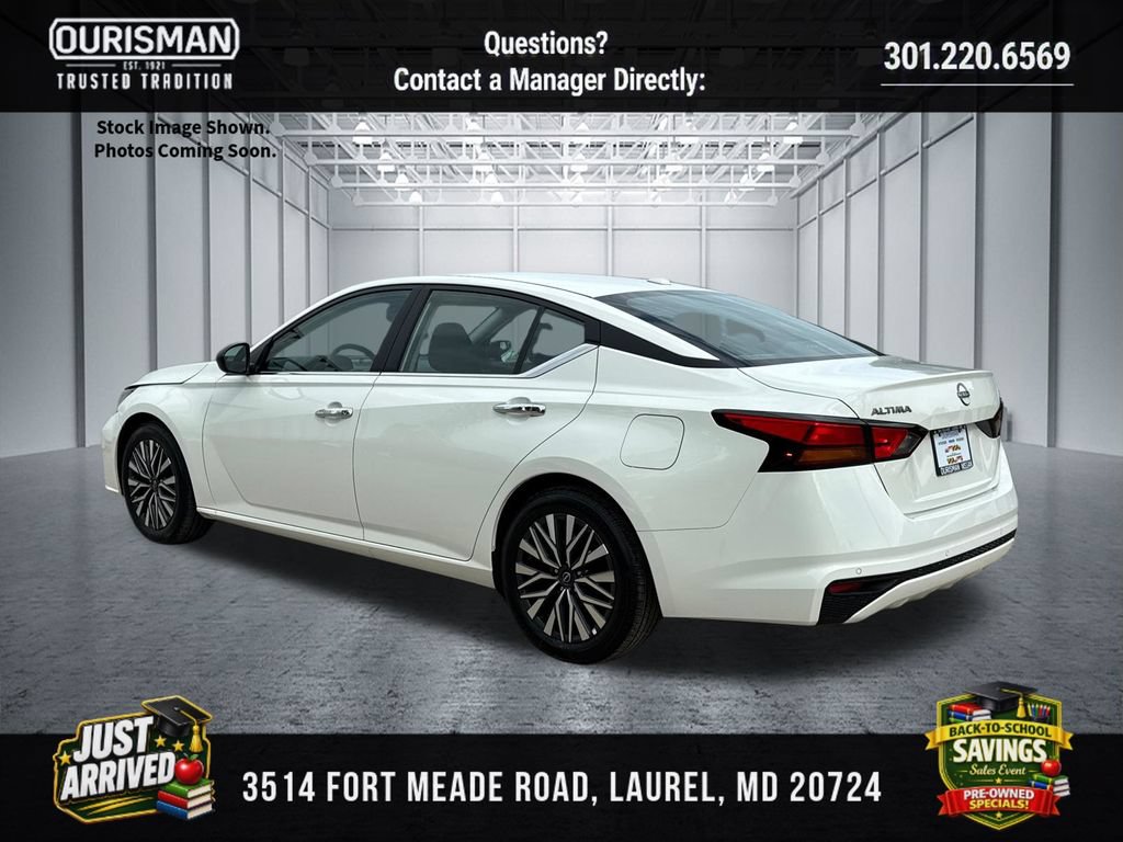 Used 2025 Nissan Altima 2.5 SV FWD image 3
