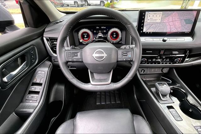 Certified 2025 Nissan Rogue SL w/ Tech Package image 8