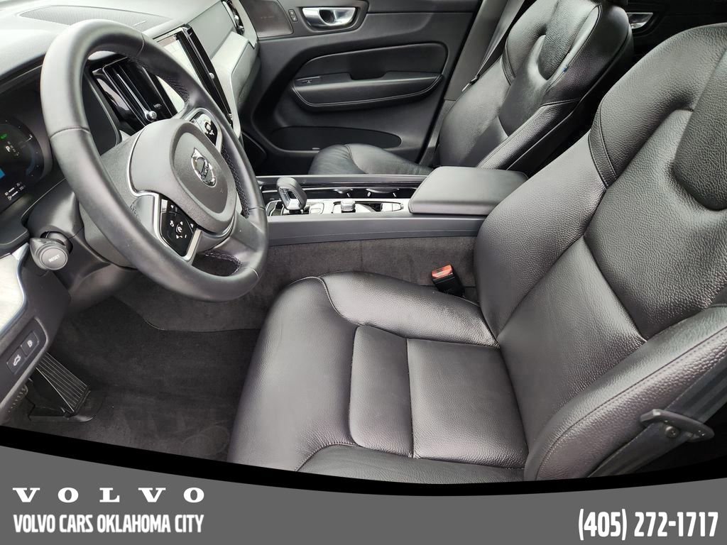Certified 2025 Volvo XC60 T8 Plus w/ Protection Package Premier image 12