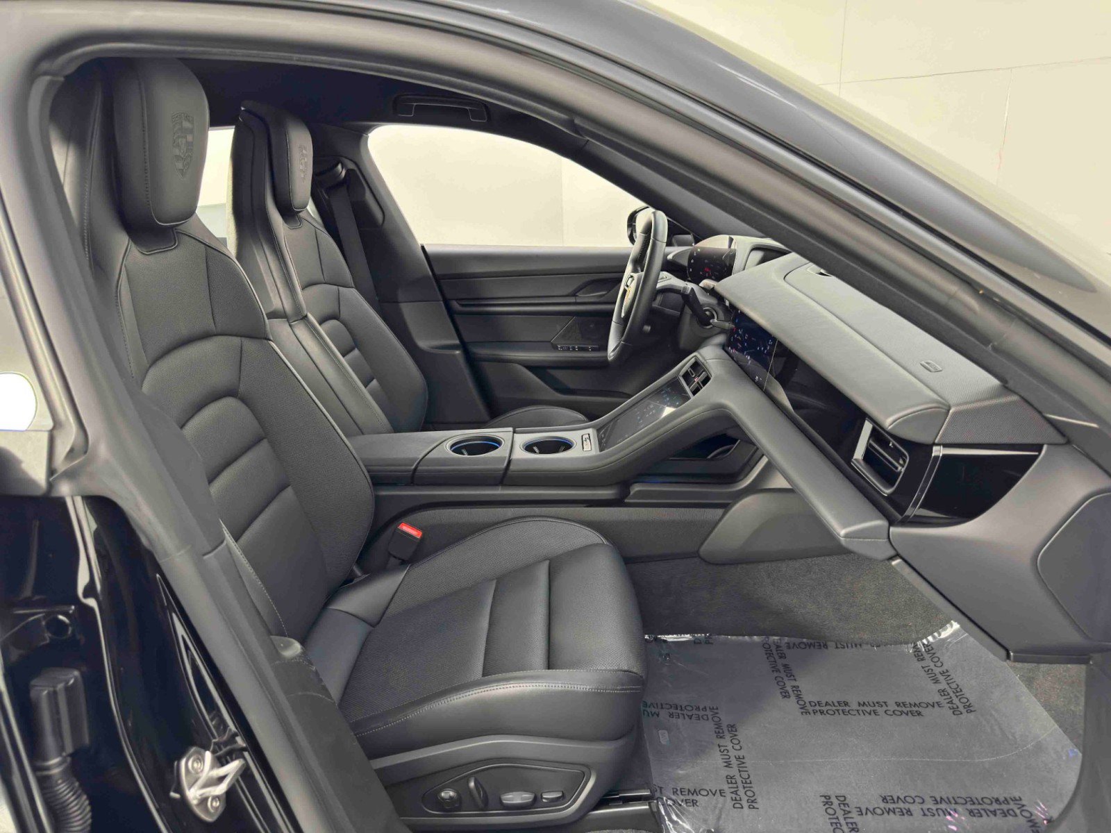 Used 2023 Porsche Taycan 4 Cross Turismo w/ Premium Package image 16