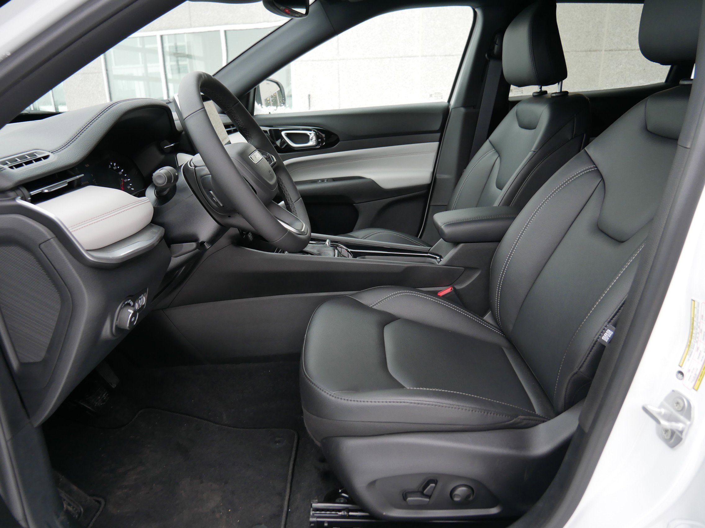 New 2026 Jeep Compass Limited image 6