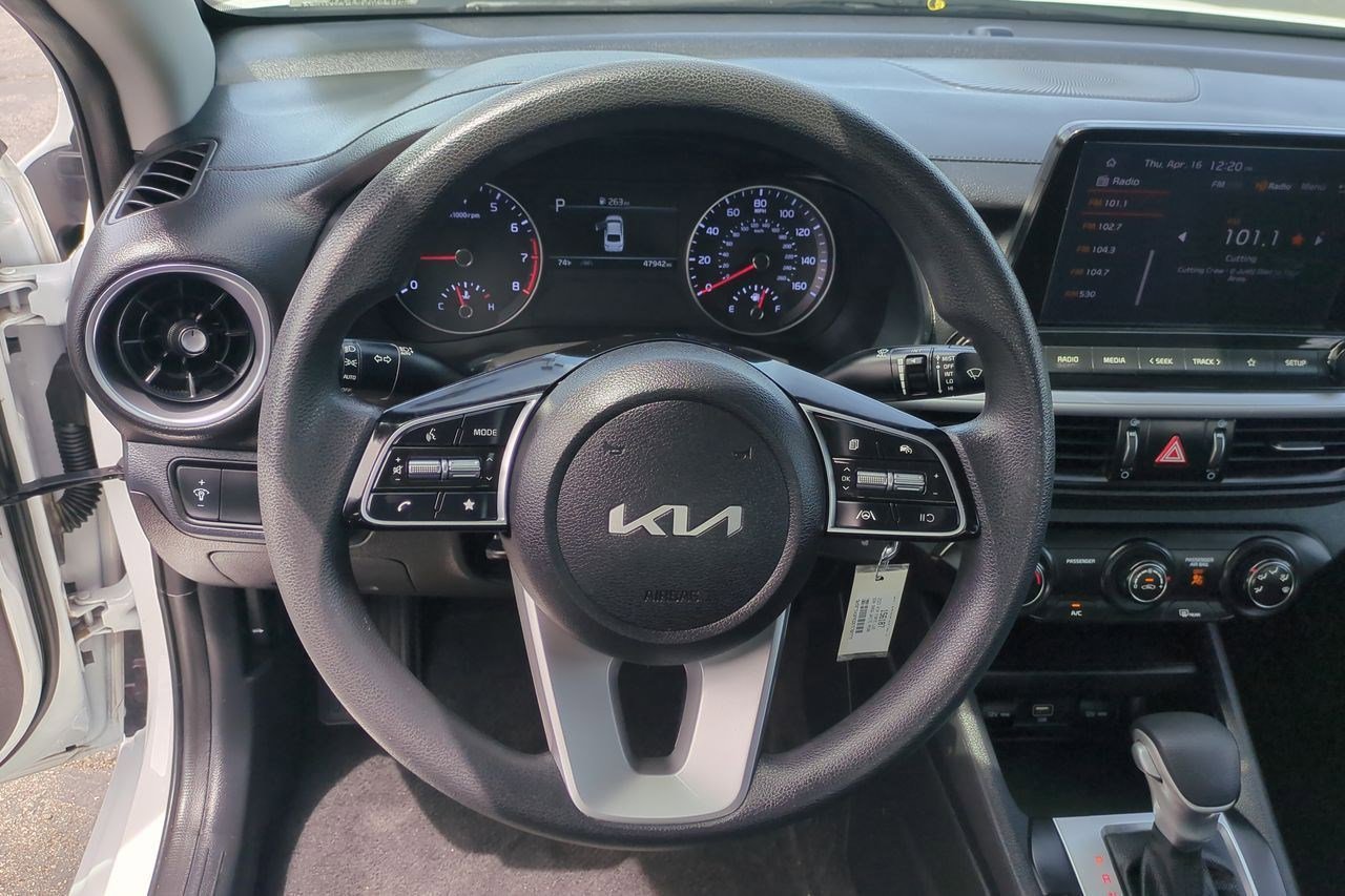 Certified 2023 Kia Forte LXS image 11