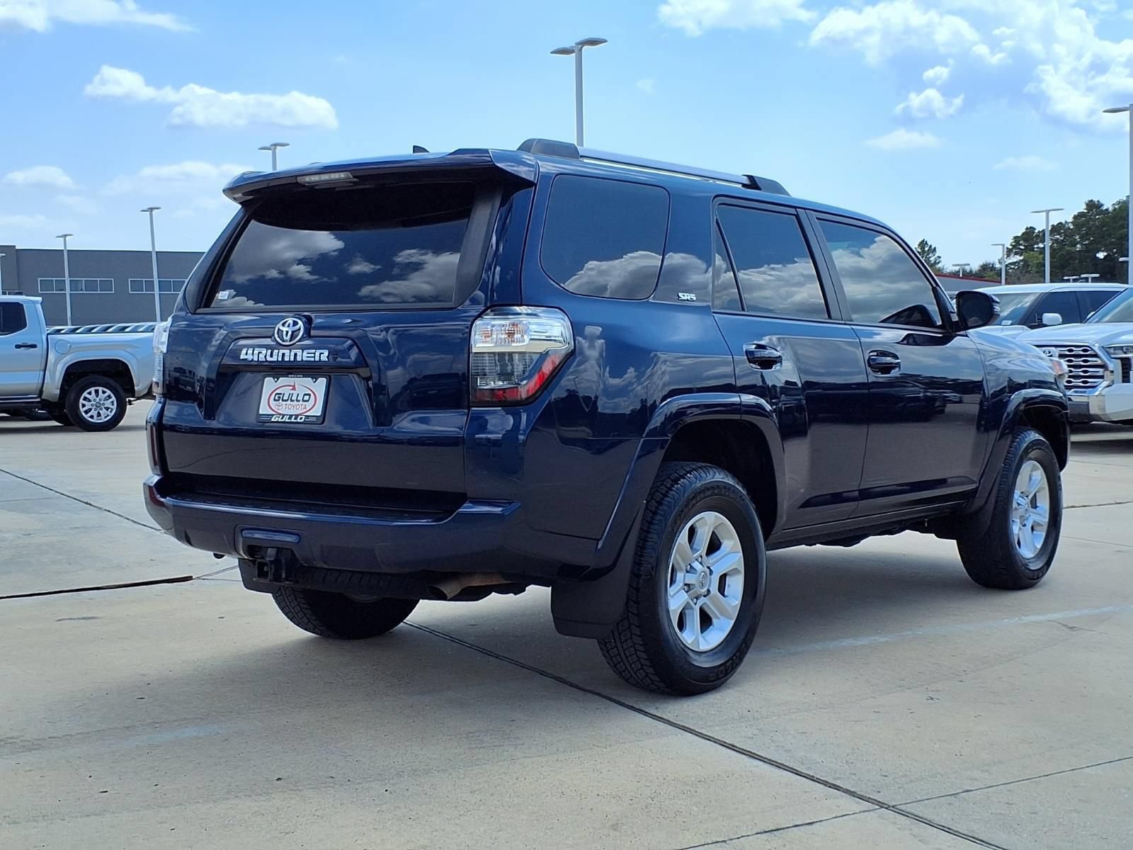 Certified 2023 Toyota 4Runner SR5 Premium w/ Moonroof Package AWD/4WD image 7