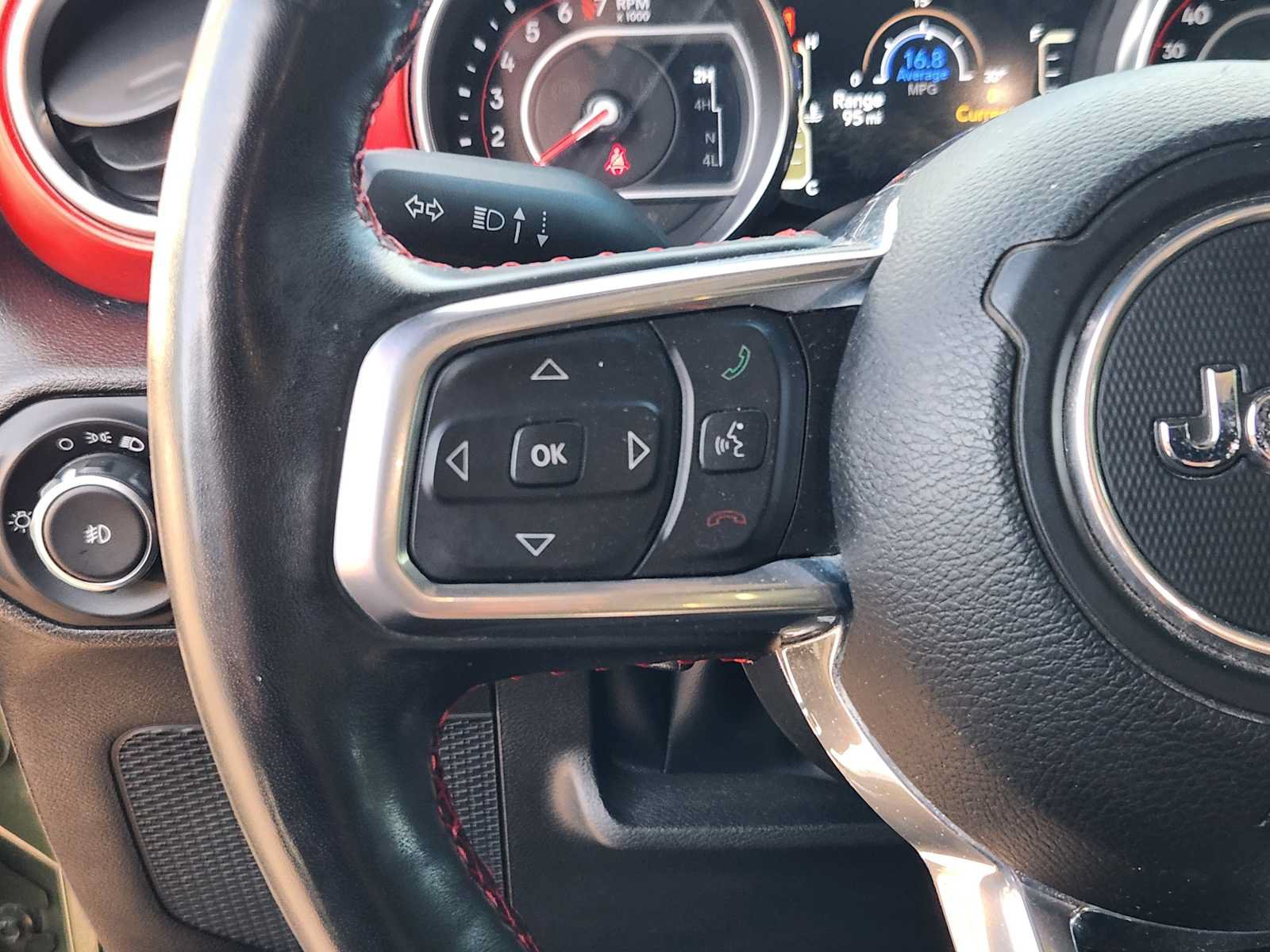 Used 2022 Jeep Wrangler Rubicon AWD/4WD image 27