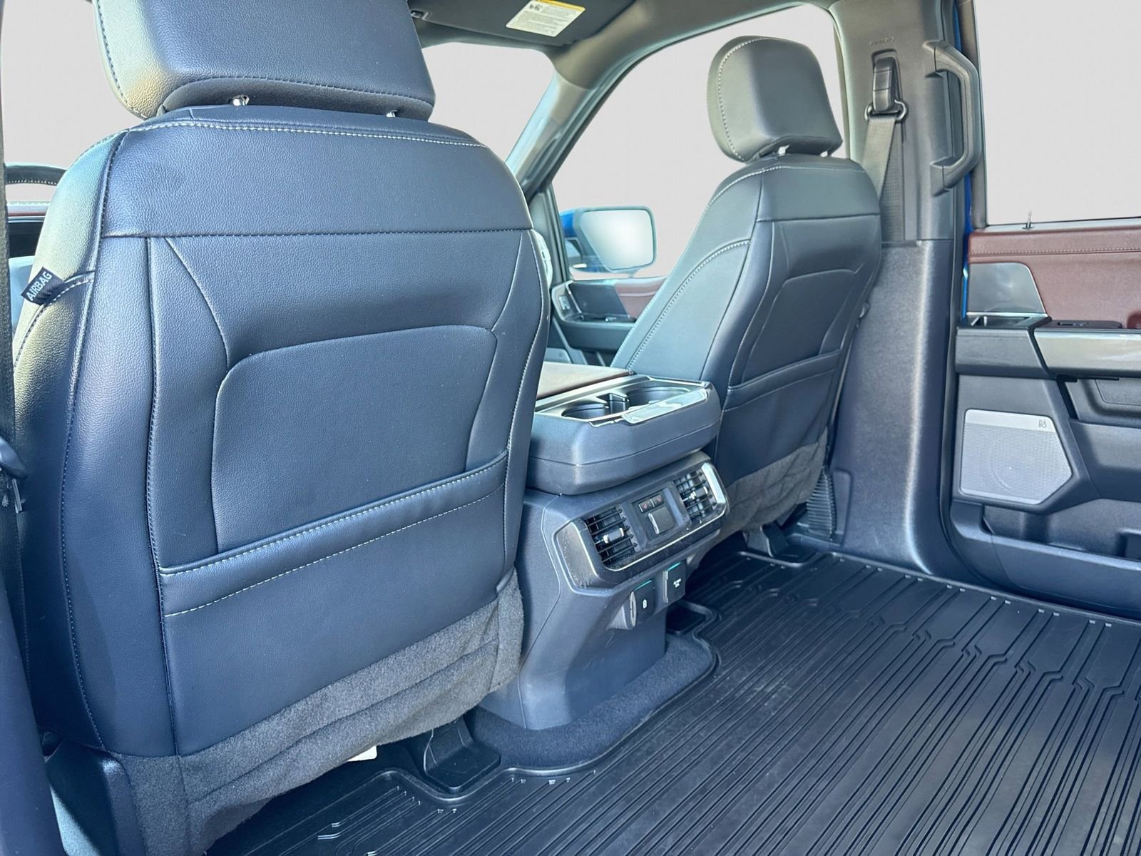 Used 2023 Ford F150 Lariat w/ Equipment Group 502A High AWD/4WD image 18
