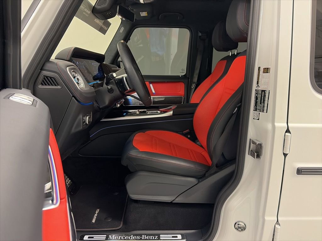 Used 2025 Mercedes-Benz G 550 image 12