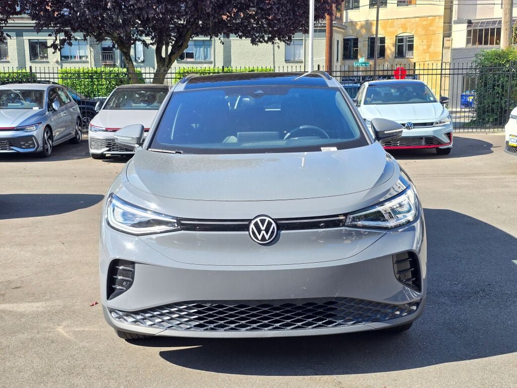 Used 2023 Volkswagen ID.4 Pro S AWD/4WD image 2