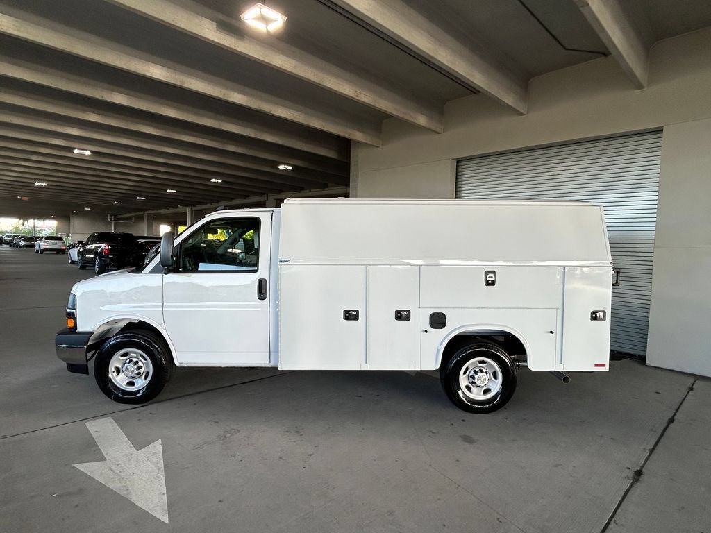 New 2026 Chevrolet Express 3500 w/ Power Convenience Package RWD image 5
