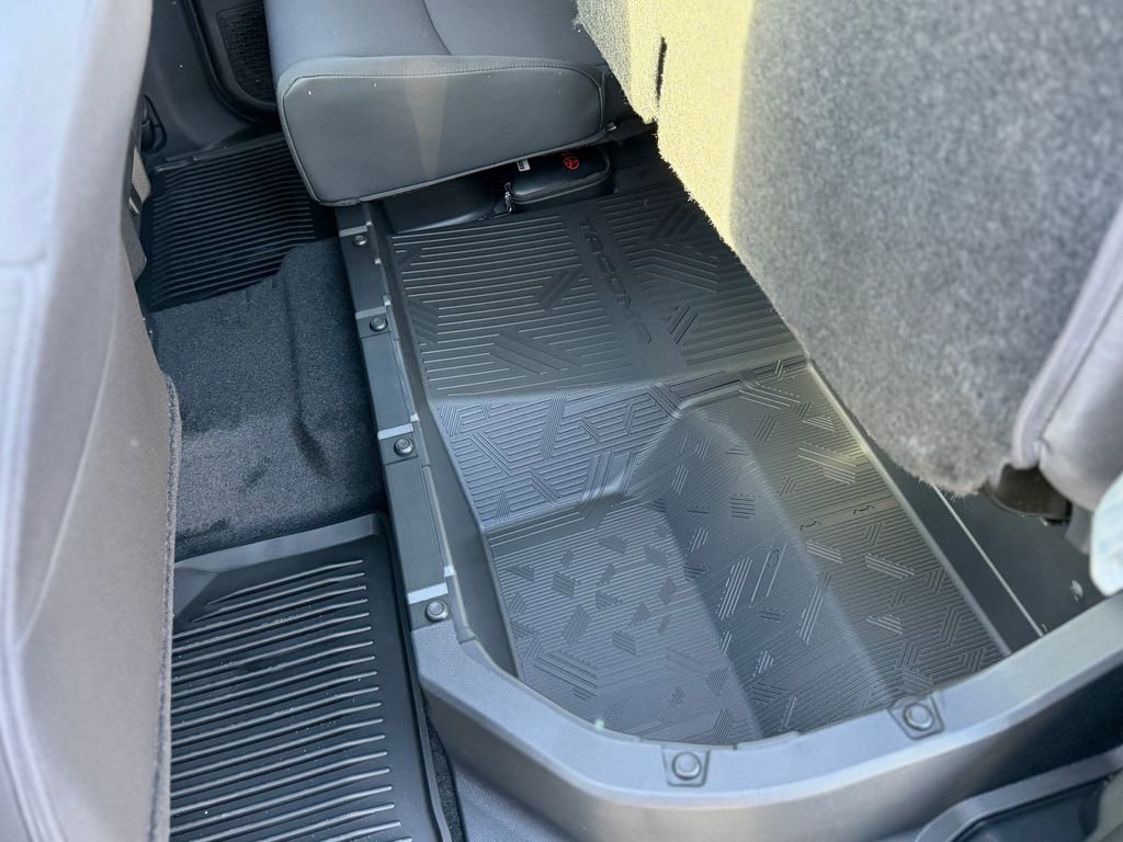 New 2025 Toyota Tacoma SR5 image 7