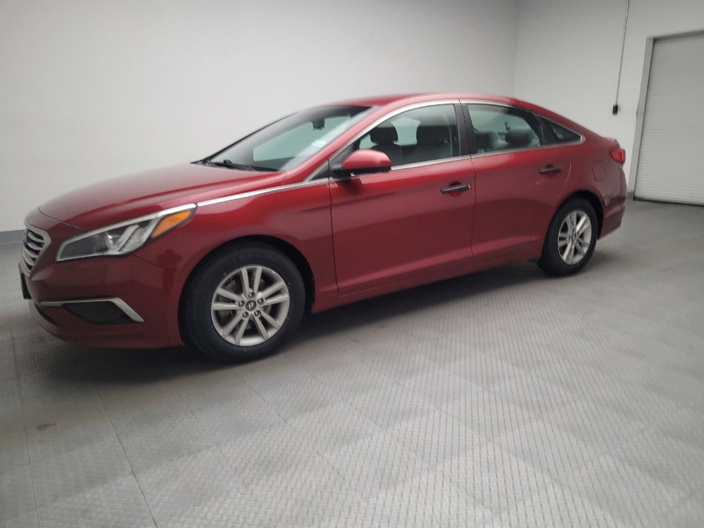 Used 2016 Hyundai Sonata SE image 2