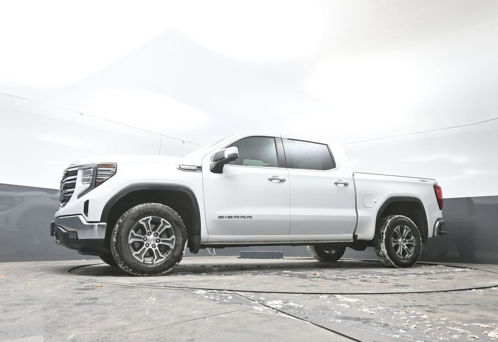 Used 2025 GMC Sierra 1500 SLT image 55