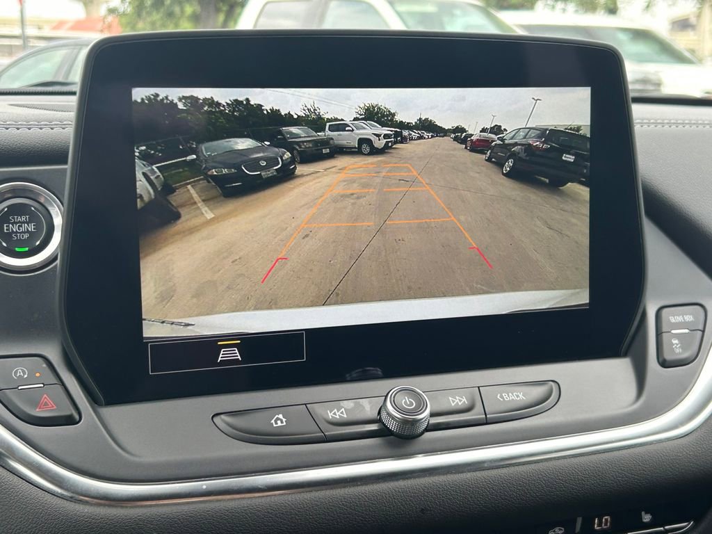 Used 2025 Chevrolet Blazer LT FWD image 31