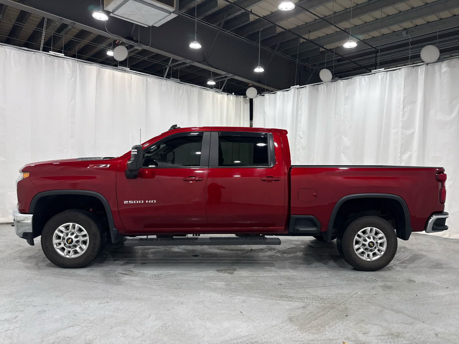 Certified 2021 Chevrolet Silverado 2500 LT w/ Convenience Package AWD/4WD image 2