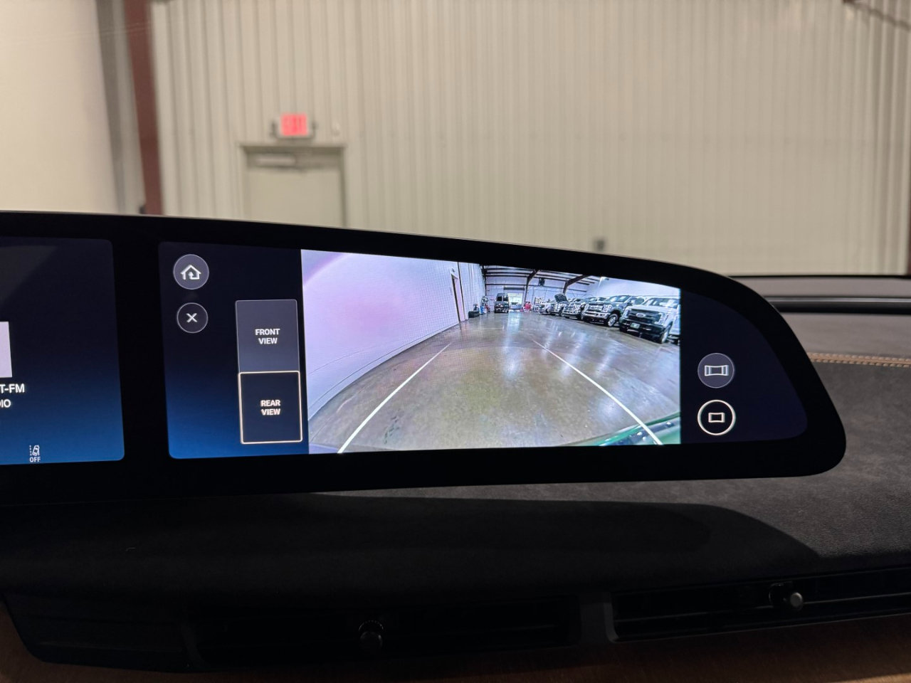 Used 2022 Lucid Air Grand Touring image 31