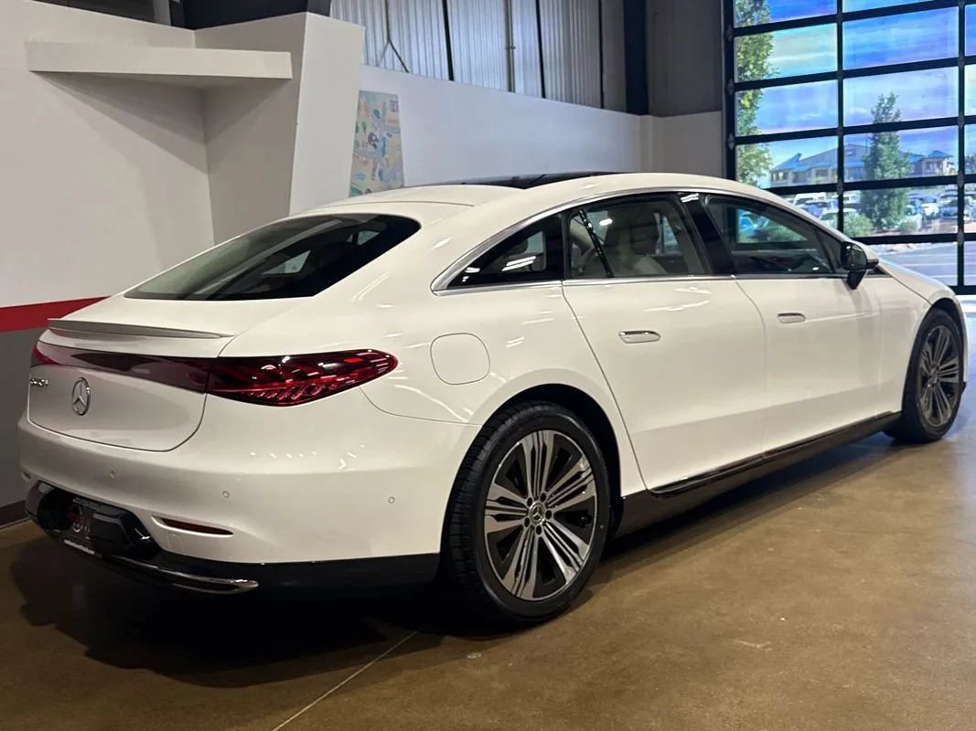 Used 2022 Mercedes-Benz EQS 450+ Sedan image 47