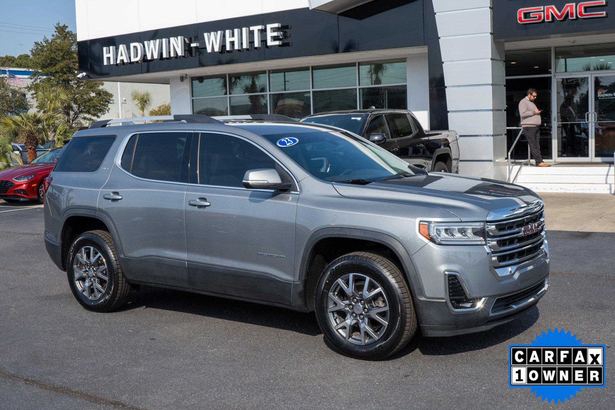 Used 2023 GMC Acadia SLT