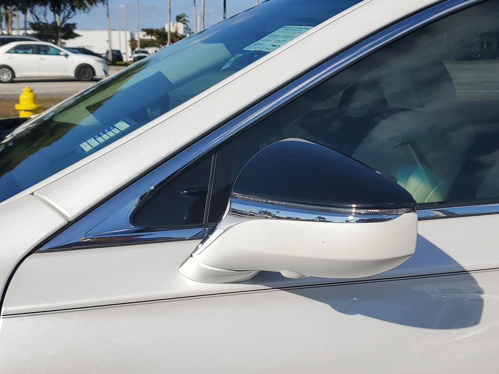 Used 2023 Lexus LS 500 Core w/ Interior Upgrade Package image 11