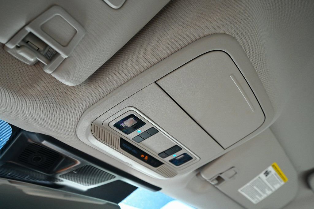 Certified 2025 Ford Mustang Mach-E Premium image 39