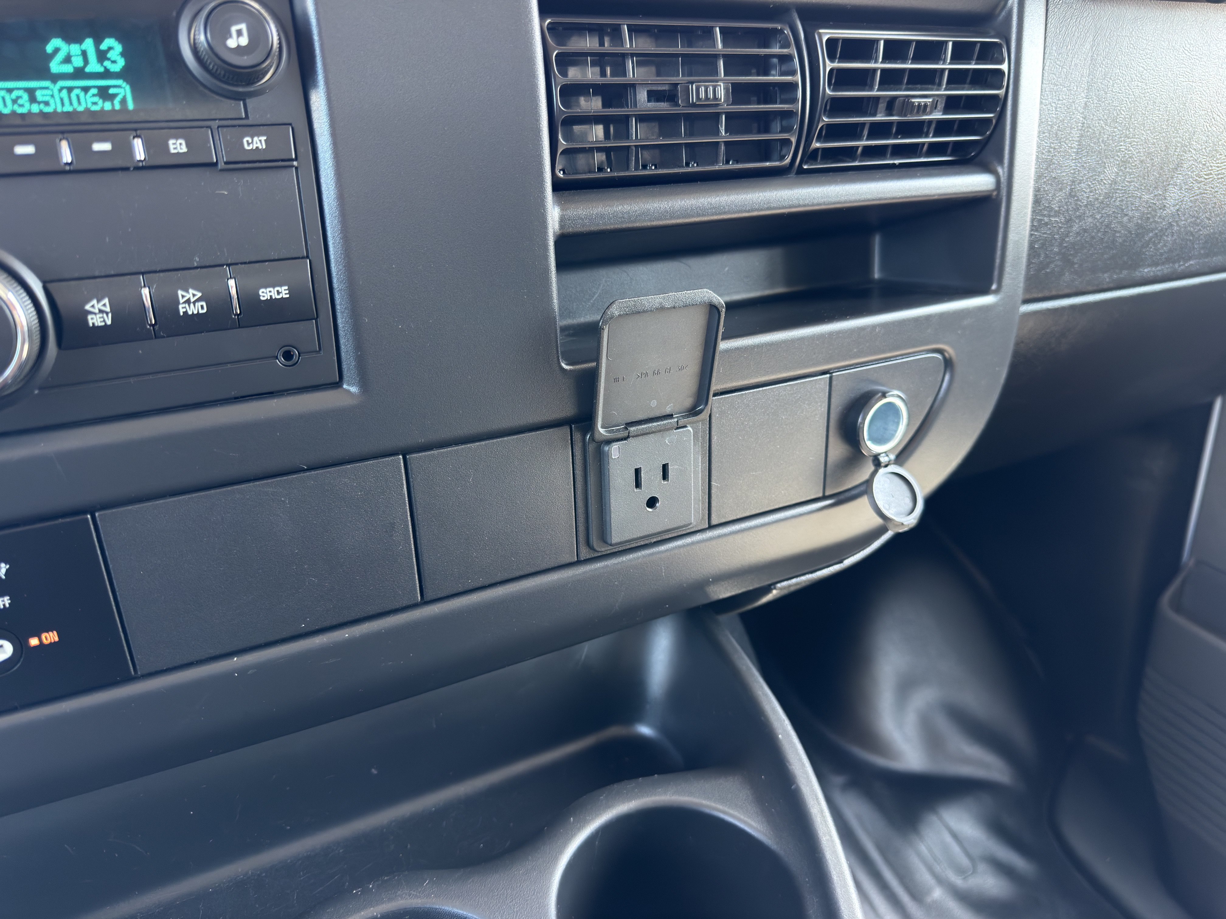 Used 2025 GMC Savana 2500 w/ Driver Convenience Package RWD image 30