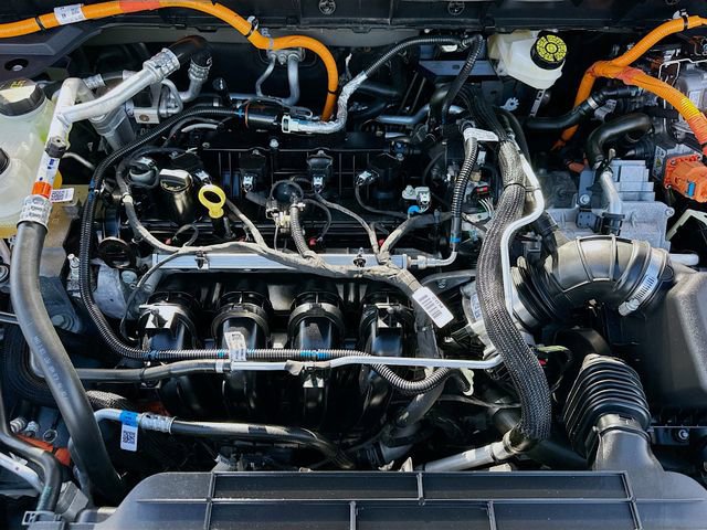 Used 2025 Ford Escape SE image 30