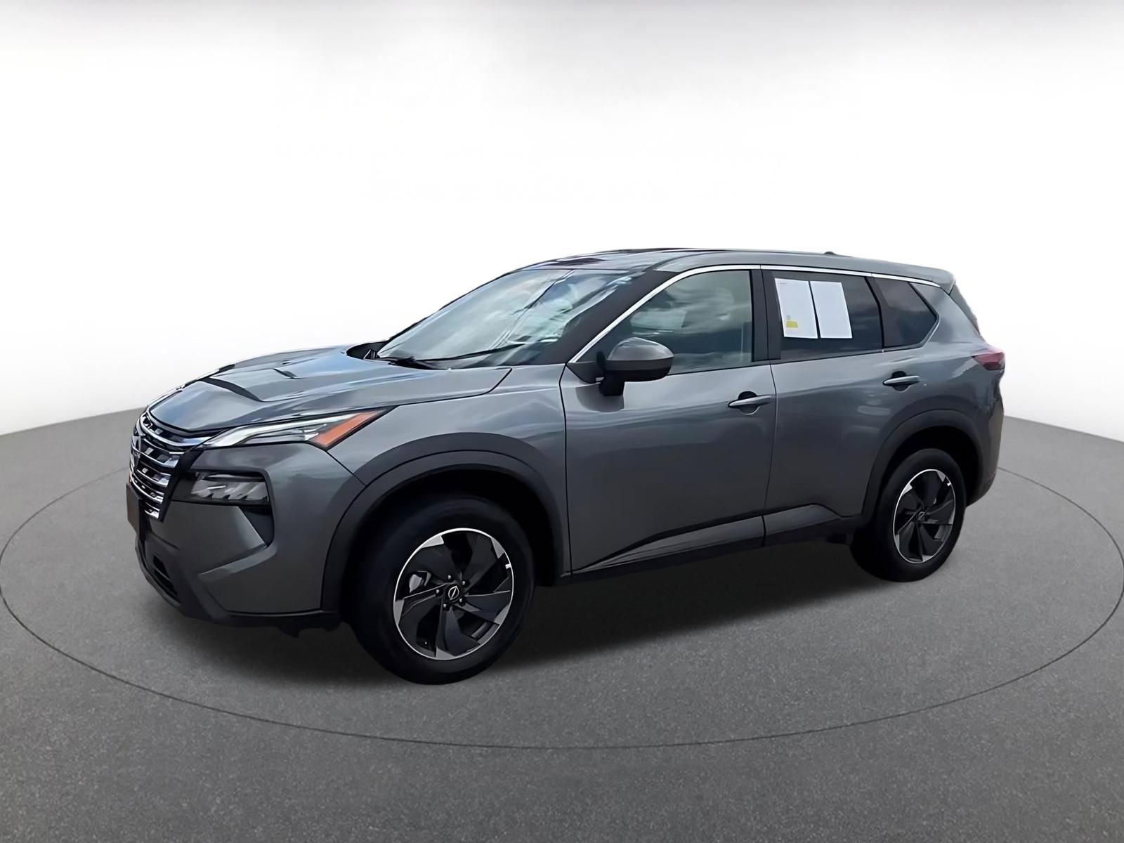 Used 2025 Nissan Rogue SV FWD image 8