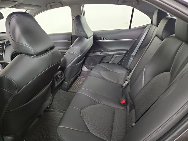 Used 2023 Toyota Camry XLE image 15