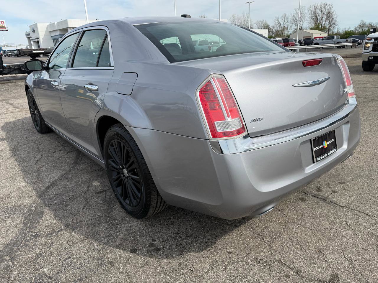 Used 2013 Chrysler 300 C image 7