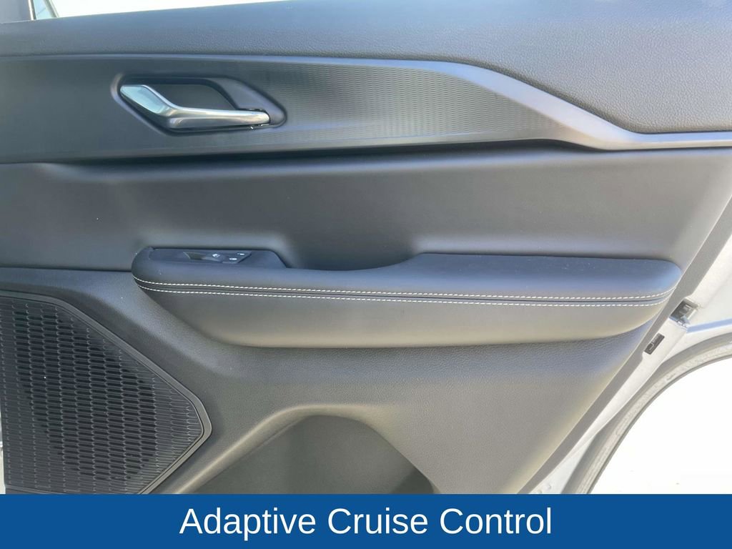 Certified 2025 Jeep Grand Cherokee Altitude image 19