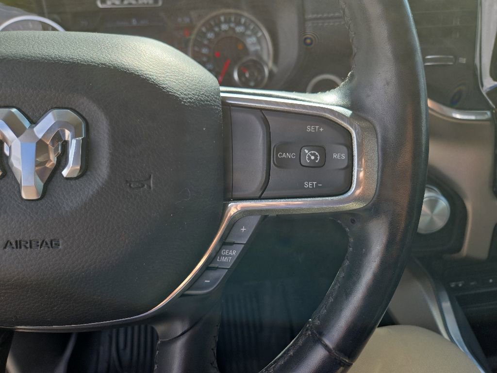 Used 2019 RAM 1500 Laramie AWD/4WD image 15