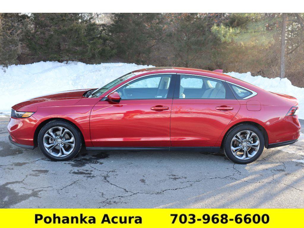 Used 2023 Honda Accord EX image 4