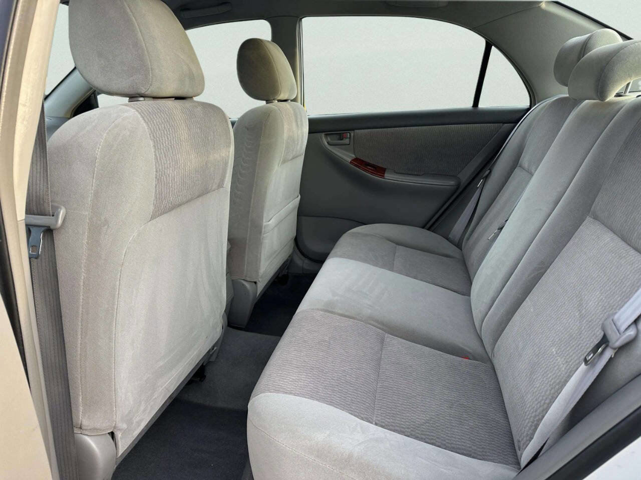 Used 2007 Toyota Corolla LE image 11