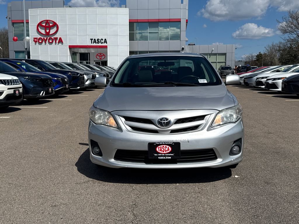 Used 2012 Toyota Corolla LE w/ Premium Pkg FWD image 2
