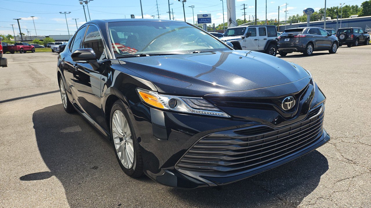 Used 2018 Toyota Camry XLE w/ Driver Assist Package FWD image 6